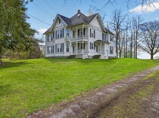 2375 Benson Rd, Skaneateles, NY 13152