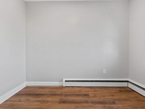 5th image of 139 Ripley Pl