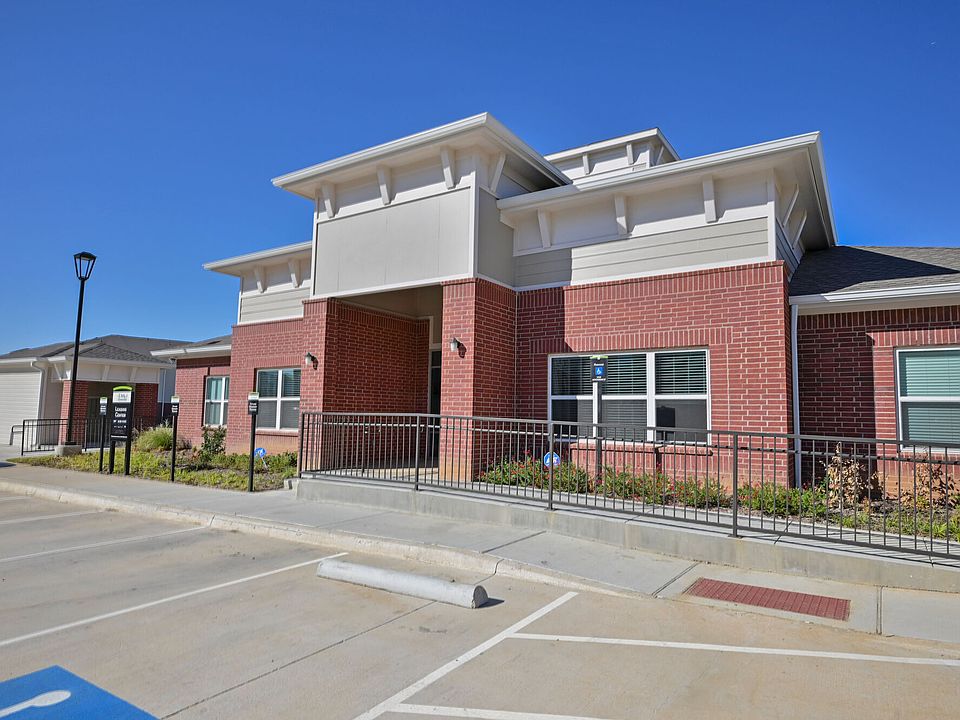 Building Photo 5