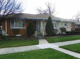 9700 S Ridgeway Ave, Evergreen Park, IL 60805