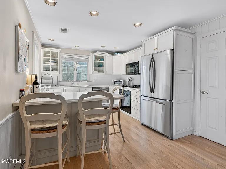 303 Bell Pl — Photo 9