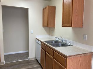 1301 S Ivy St #101, Nampa, ID 83686
