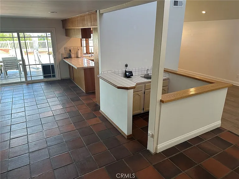 28642 Mount Sawtooth Dr — Photo 3