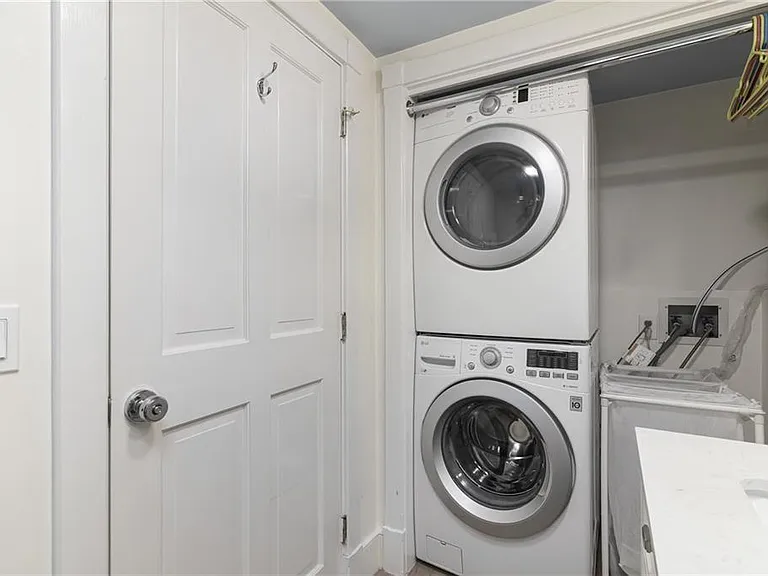 428 Gibbs Ave #4 — Photo 12