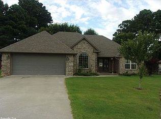 3120 Stonehenge Dr, Searcy, AR 72143