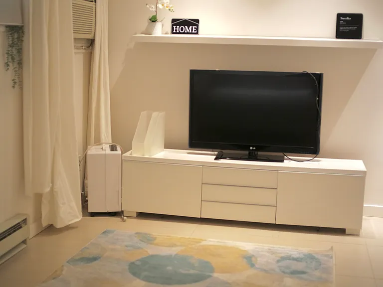 9 Manhattan Pl — Photo 12