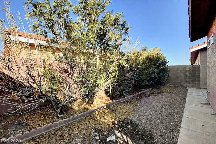 2890 Red Rooster Ct — Photo 2