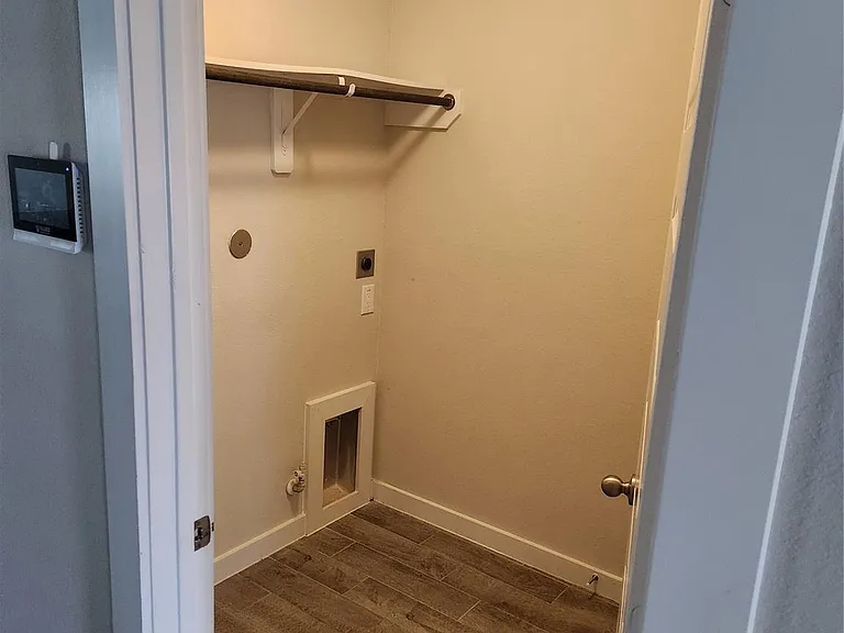 4326 Wyanngate Dr — Photo 17