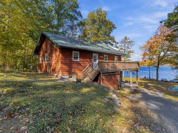 54 Molega Lake Park Rd, Lunenburg, NS B4V 8T2