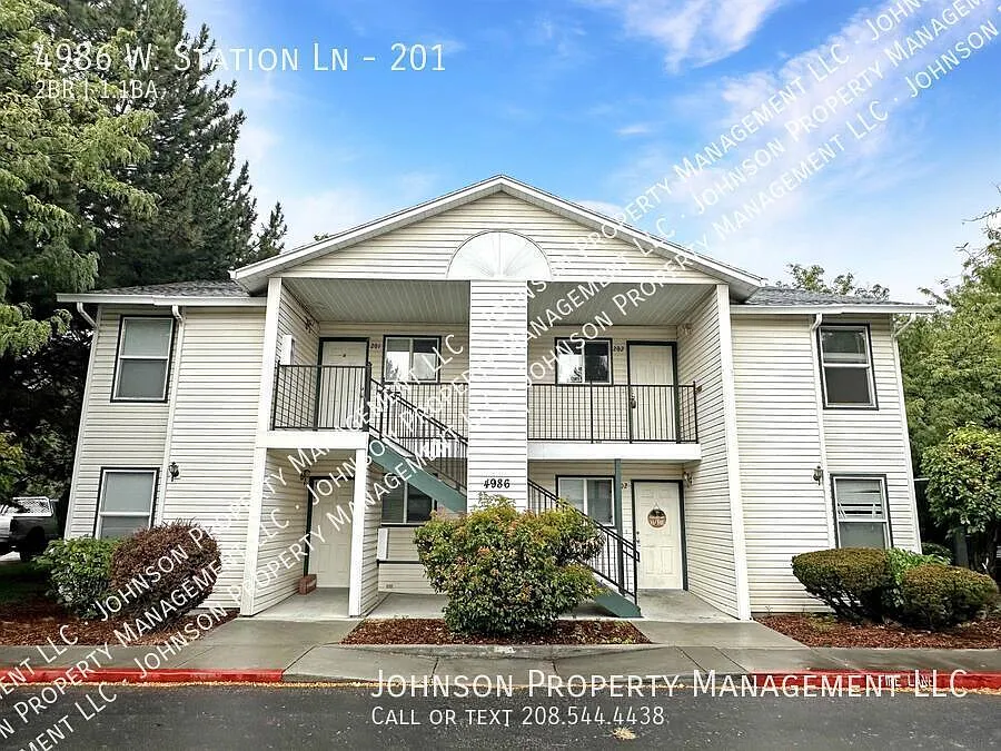 4986 W Station Ln #201