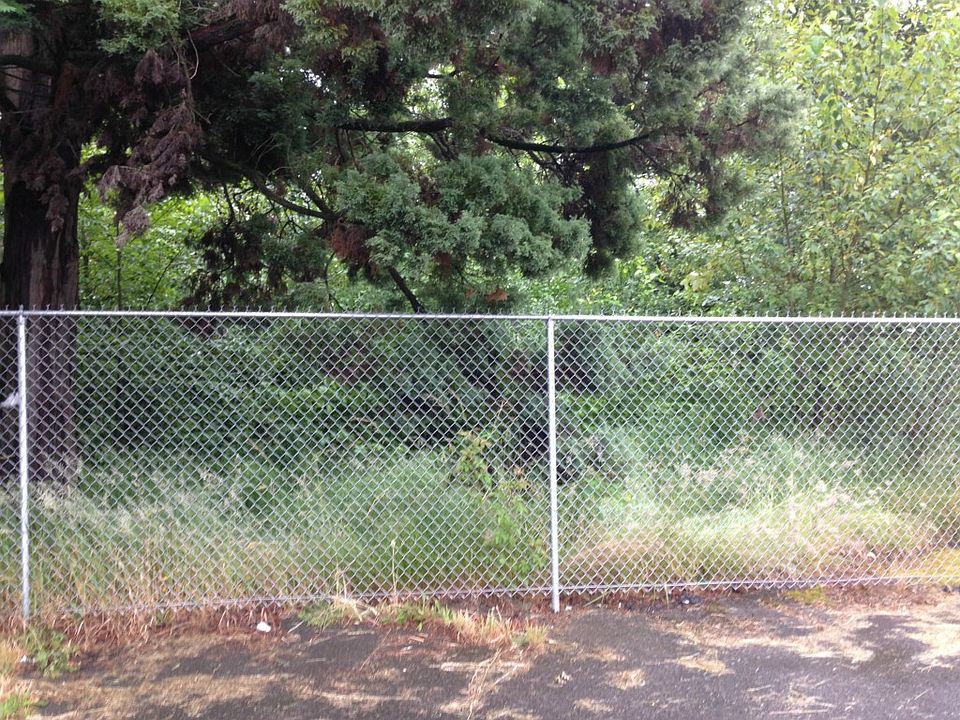 2nd image of 12830 SE 272nd Pl