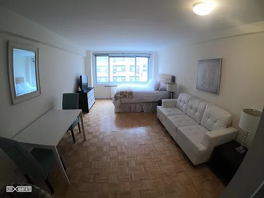 Rented by Citi Habitats | media 16