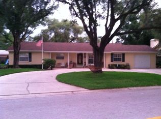 810 Bannockburn Ave, Temple Terrace, FL 33617