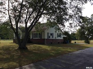 17797 E Fairfield Rd, Mount Vernon, IL 62864