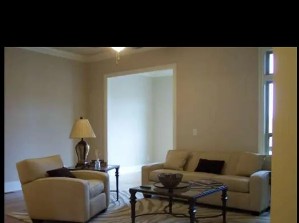 147 Alderwood Hl, Sandy Springs, GA 30328
