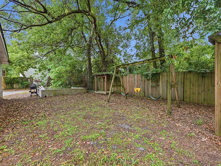 3764 Culp Dr — Photo 25