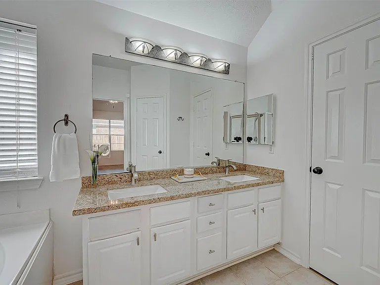 3118 Aylesworth Ct — Photo 30