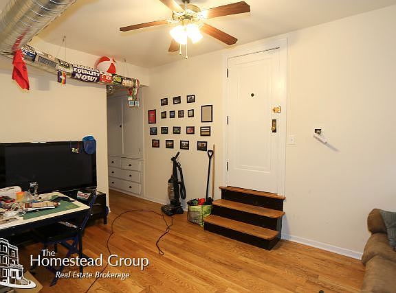 5th image of 1253 W Henderson St #0G