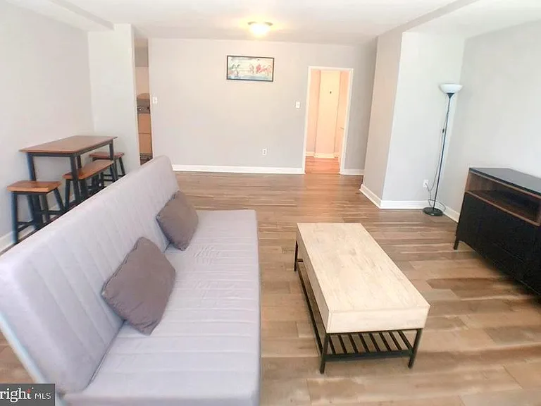 1111 Arlington Blvd #319 — Photo 20