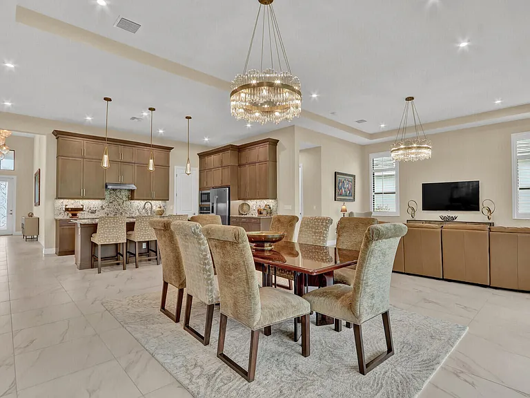 9204 SW Arco Way — Photo 15