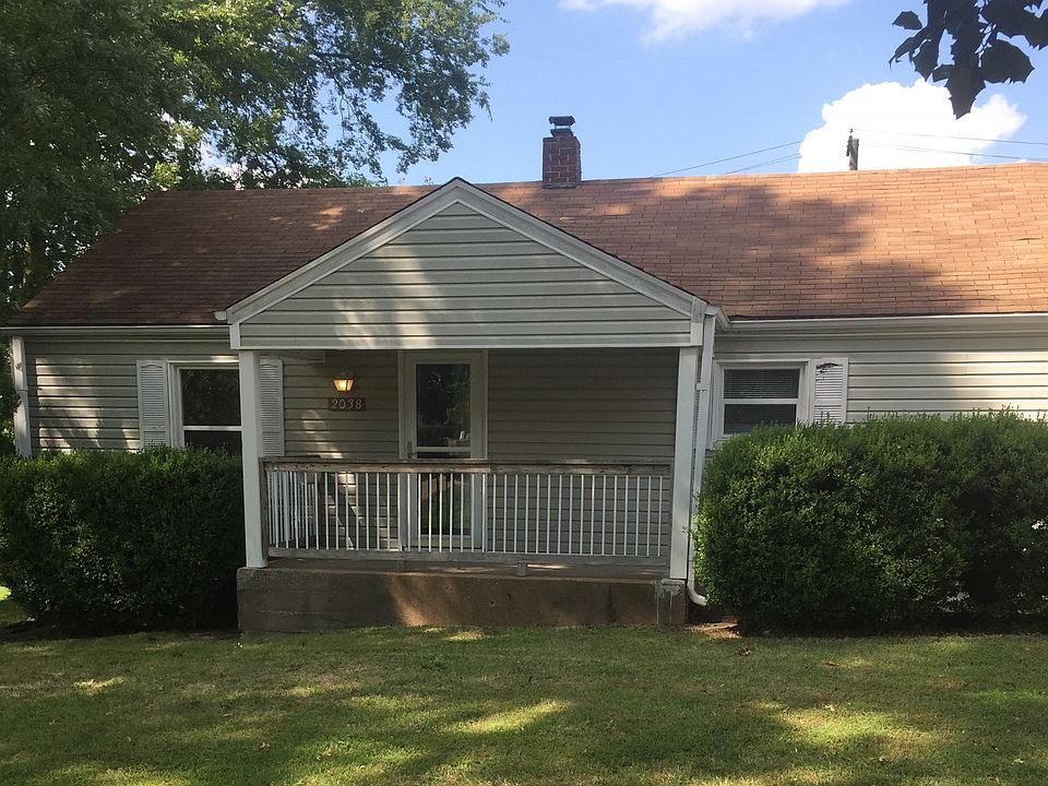 1st image of 2038 Woodlawn Ave