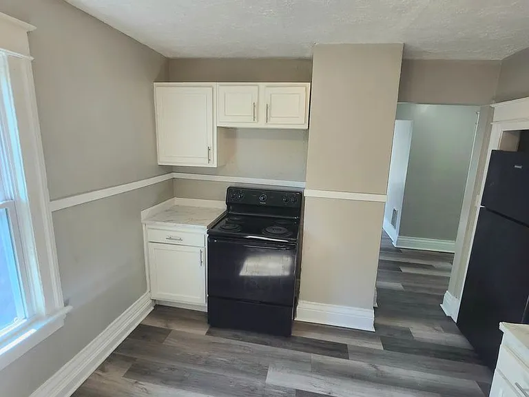 500 Garson Ave — Photo 3