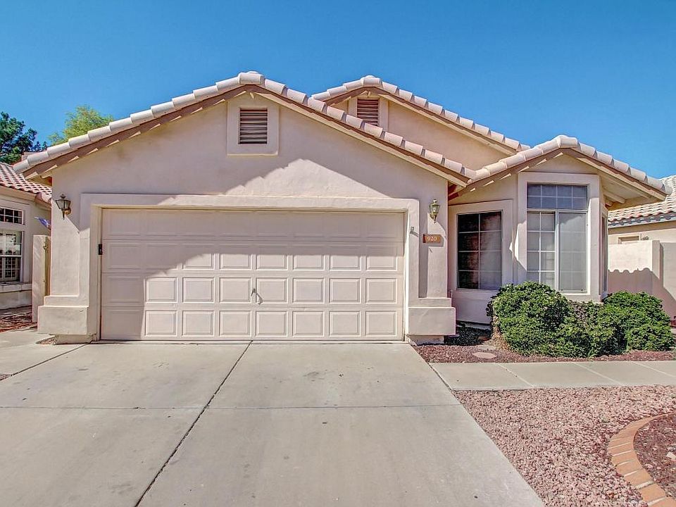 1st image of 920 S Scallop Dr