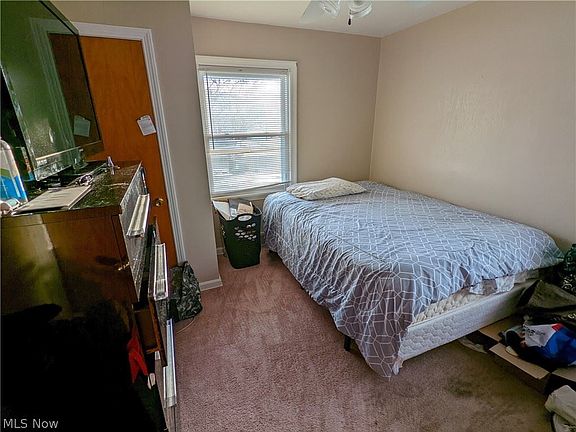 5th image of 356 Walworth Ave