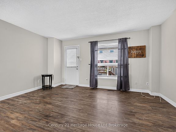 4th image of 1115 Nellis St #33