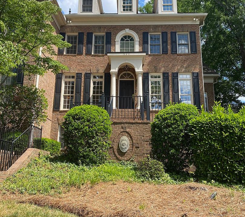 2nd image of 529 Queens Rd
