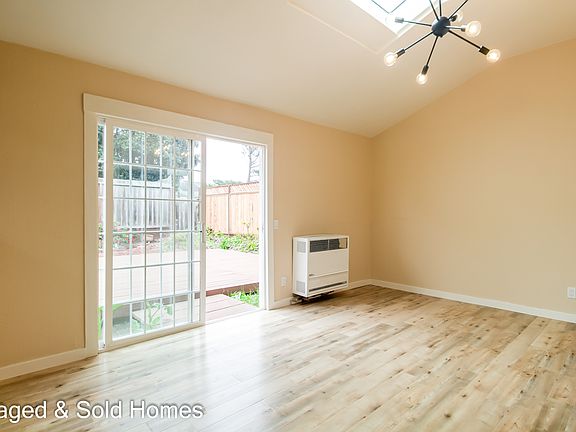 4th image of 248 Virginia Ave #A