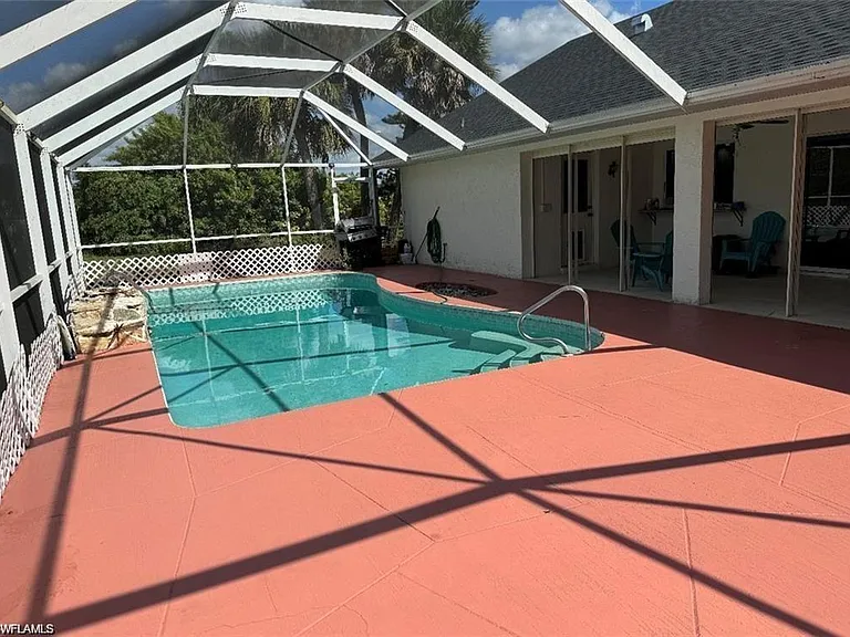 701 Arianne Ct — Photo 19