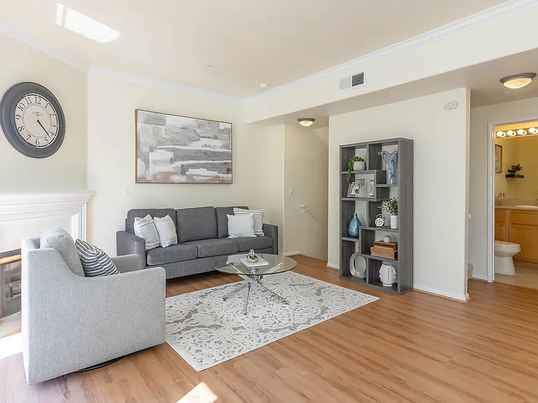 Colony Townhomes — Photo 127