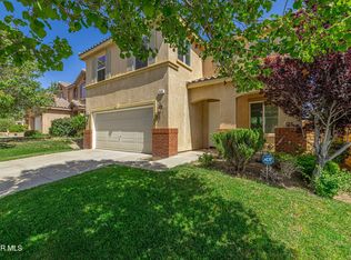 2121 Pearmain Dr, Palmdale, CA 93551