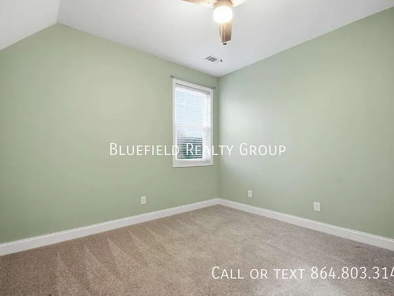 1 Edge Ct #B — Photo 23