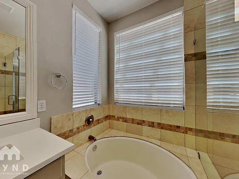 41201 N Yorktown Trl — Photo 15