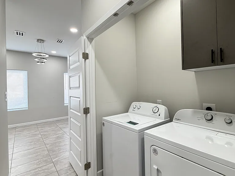 1108 Sugar Garden Ave #1 — Photo 13