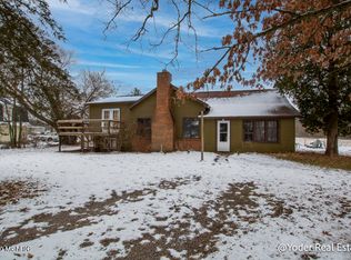 11220 Cedar St, Gowen, MI 49326