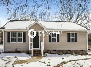 206 N Wyrick St, Gibsonville, NC 27249