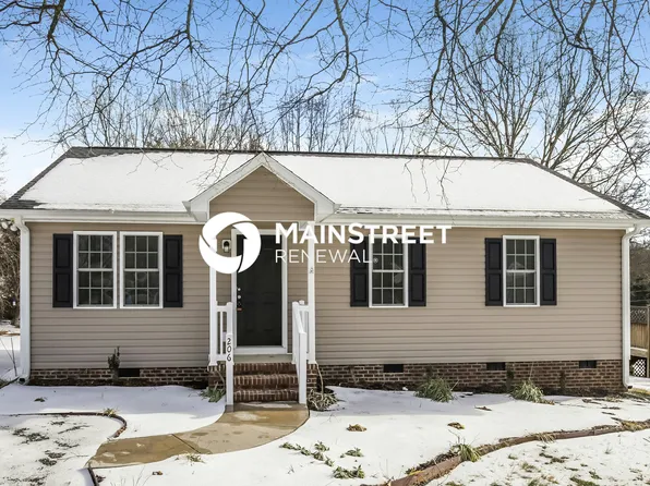 206 N Wyrick St, Gibsonville, NC 27249