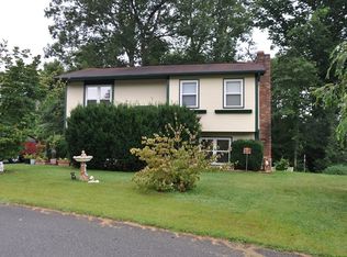 31 Harper Rd, Surveyor, WV 25932