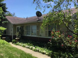 317 N Frontenac St, Aurora, IL 60504