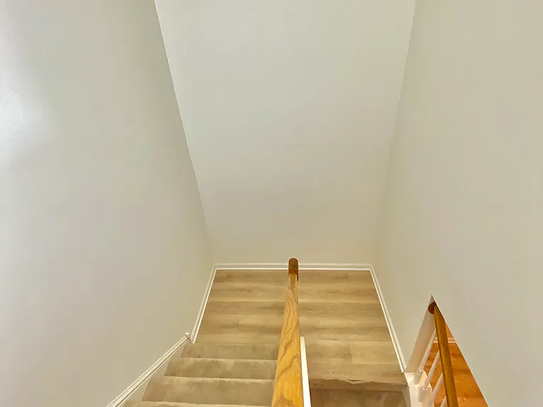1291 Mohr Cir — Photo 11
