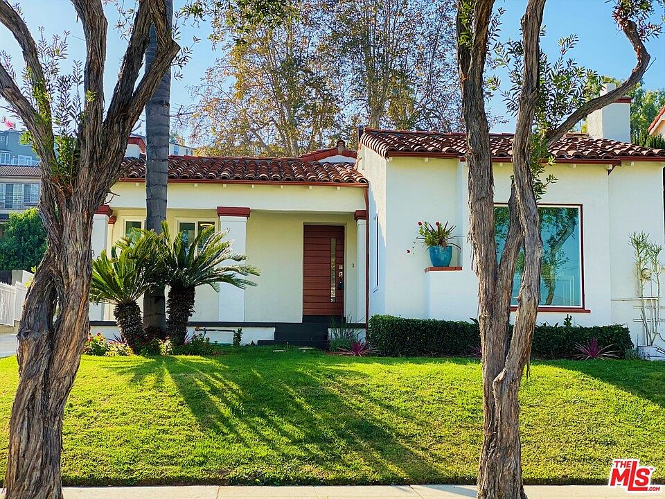 1st image of 4235 Angeles Vista Blvd