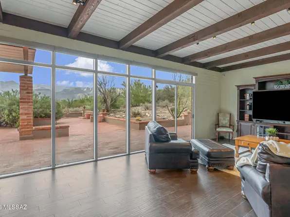 9545 E Morrill Way, Tucson, AZ 85749