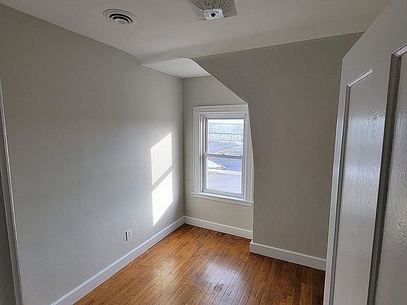 2nd image of 202 Water St