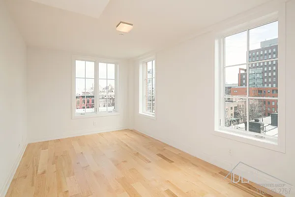 Rented by Ideal Properties Group | media 3