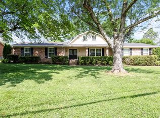 3798 Priest Lake Dr, Nashville, TN 37217