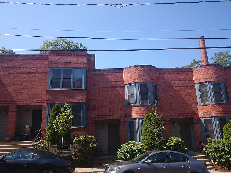 2nd image of 102 Lawn St