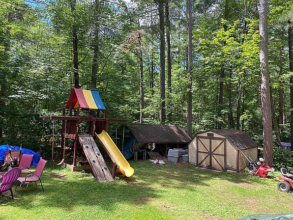 Shed and covered stall